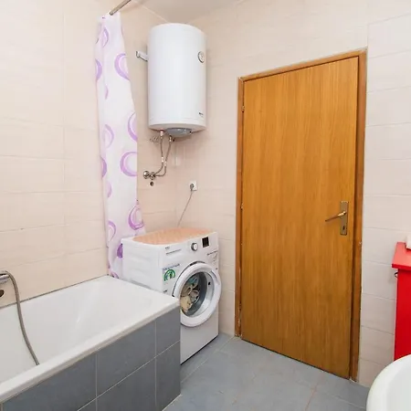 House Stone Curlew 6 * Lišane Tinjske