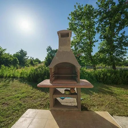 House Stone Curlew 6 * Lišane Tinjske